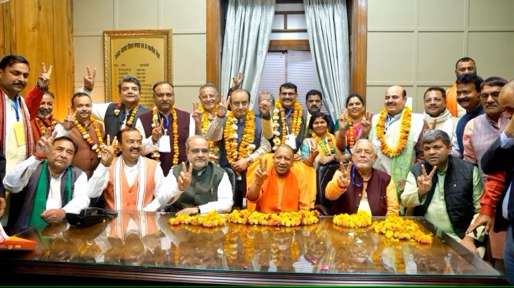 UP Election yogi Winners-BJP wi s 8 seats